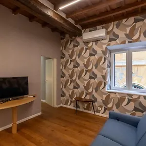 https://via-del-corso-roma-luxury-suite.it-romehotels.com